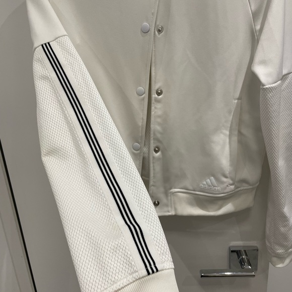 Classic all white Adidas track jacket - Picture 3 of 3